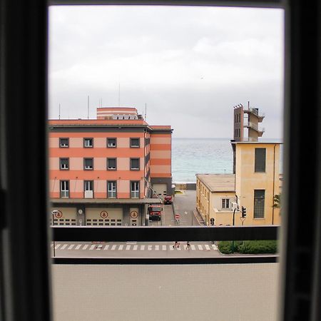 Casa Mariuccia - A Due Passi Dal Mare Appartement Savona Buitenkant foto