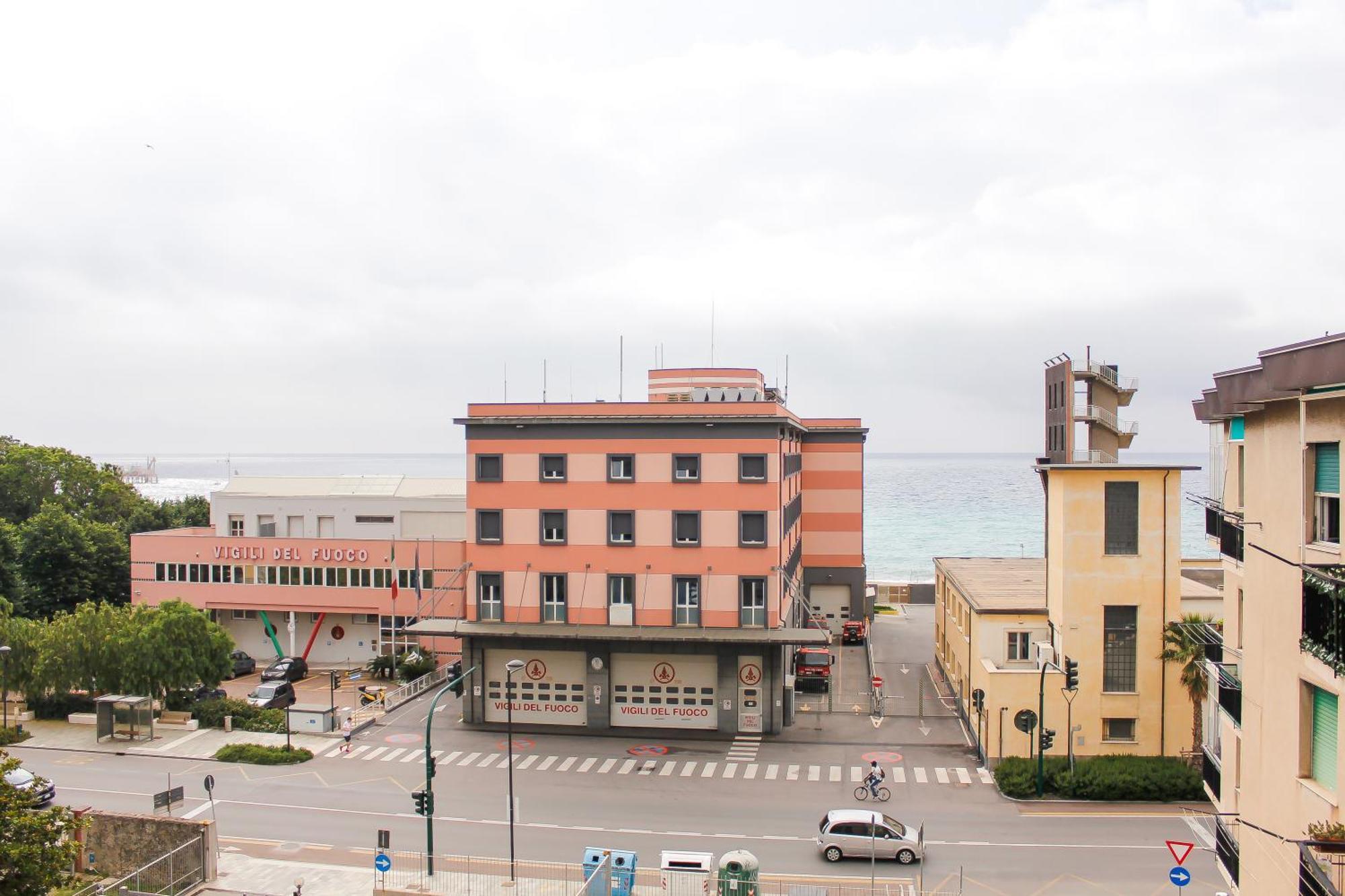 Casa Mariuccia - A Due Passi Dal Mare Appartement Savona Buitenkant foto
